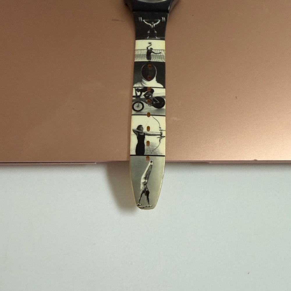 1996 Olympics Annie Liebowitz Swatch Black & Cream Sports Graphic Analog Watch - Picture 4 of 10